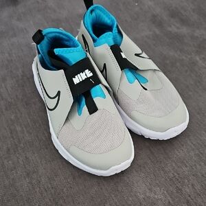 Nike Kids Gray and Teal Sneakers